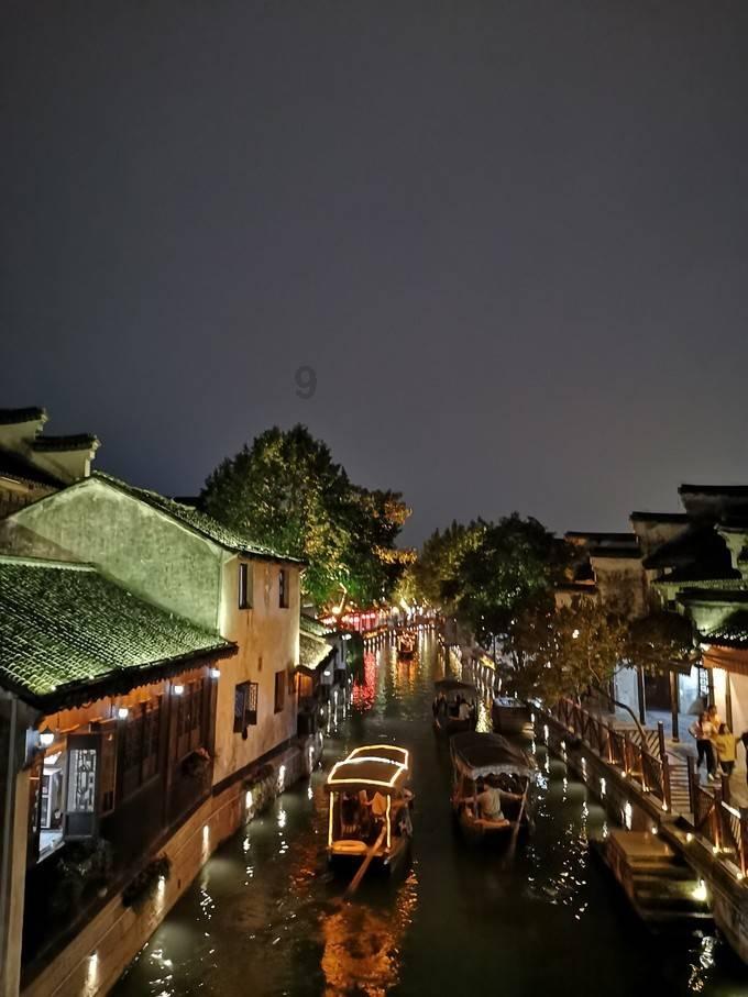 逃离拇指山地